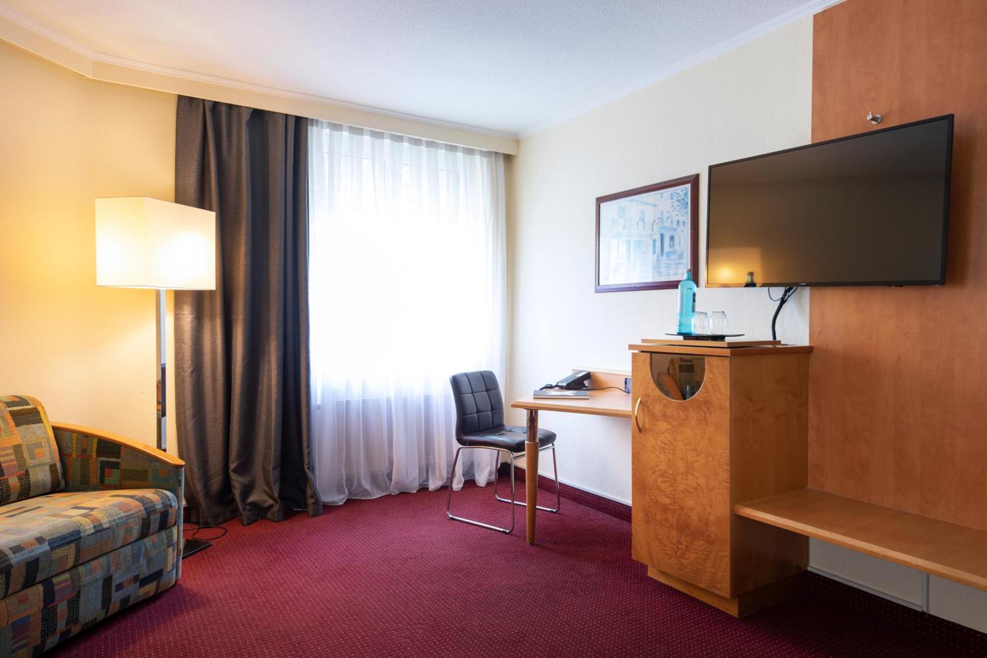 Roomingtons Kaiserhof Landshut Exteriör bild